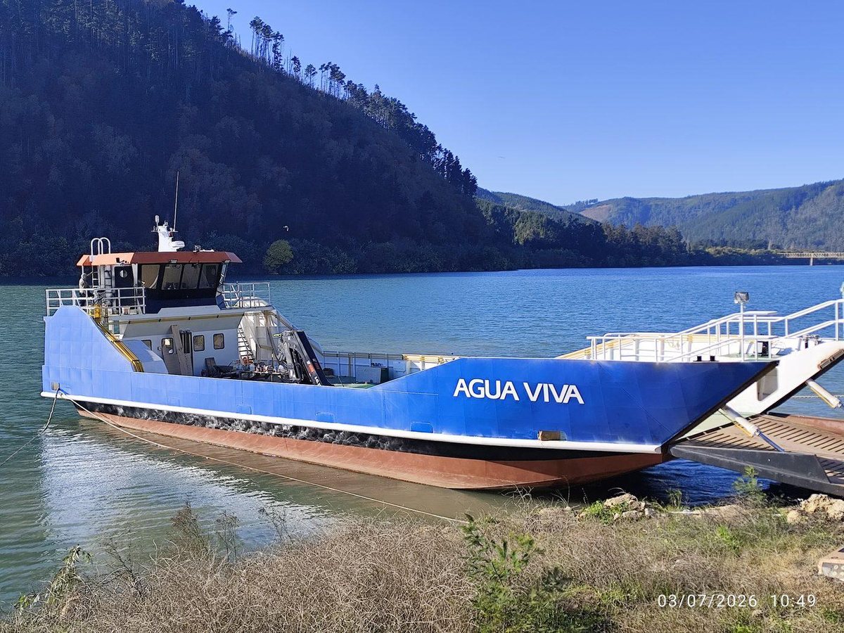 Agua Viva, perfil de estribor